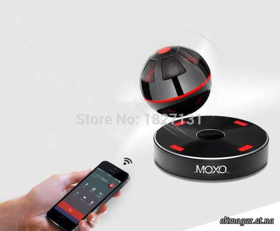 Bluetooth- сабвуфер с микрофонам парящий в воздухе